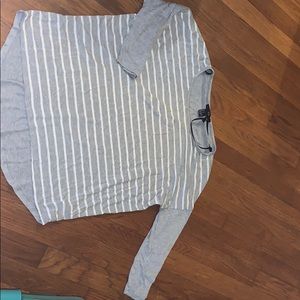 Forever 21 mid-sleeve top